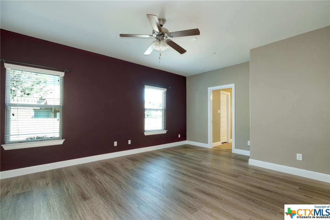 2304 S Lakeline Boulevard 401