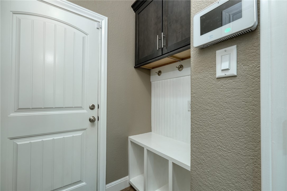 2304 S Lakeline Boulevard 401