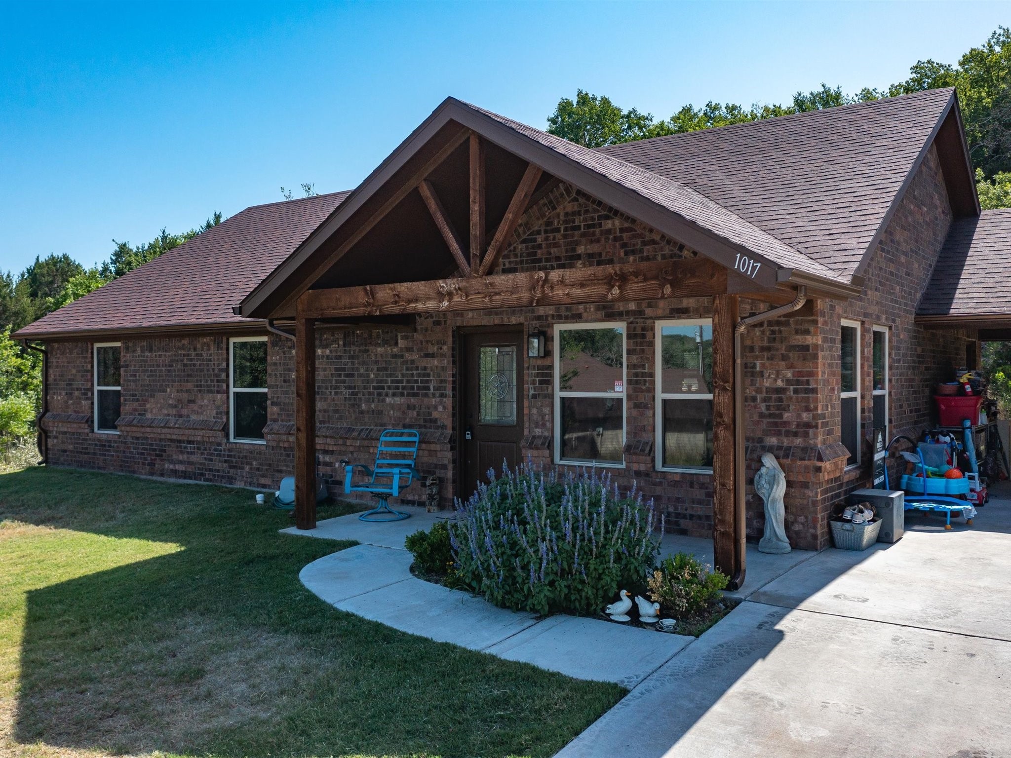 1017 Corral Drive , Granbury, TX, 76048 | 20079257 | Realty Texas LLC