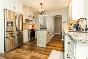 225 Turning Bayou Trail , Angleton, TX, 77515 | 68653304 | Realty Texas LLC