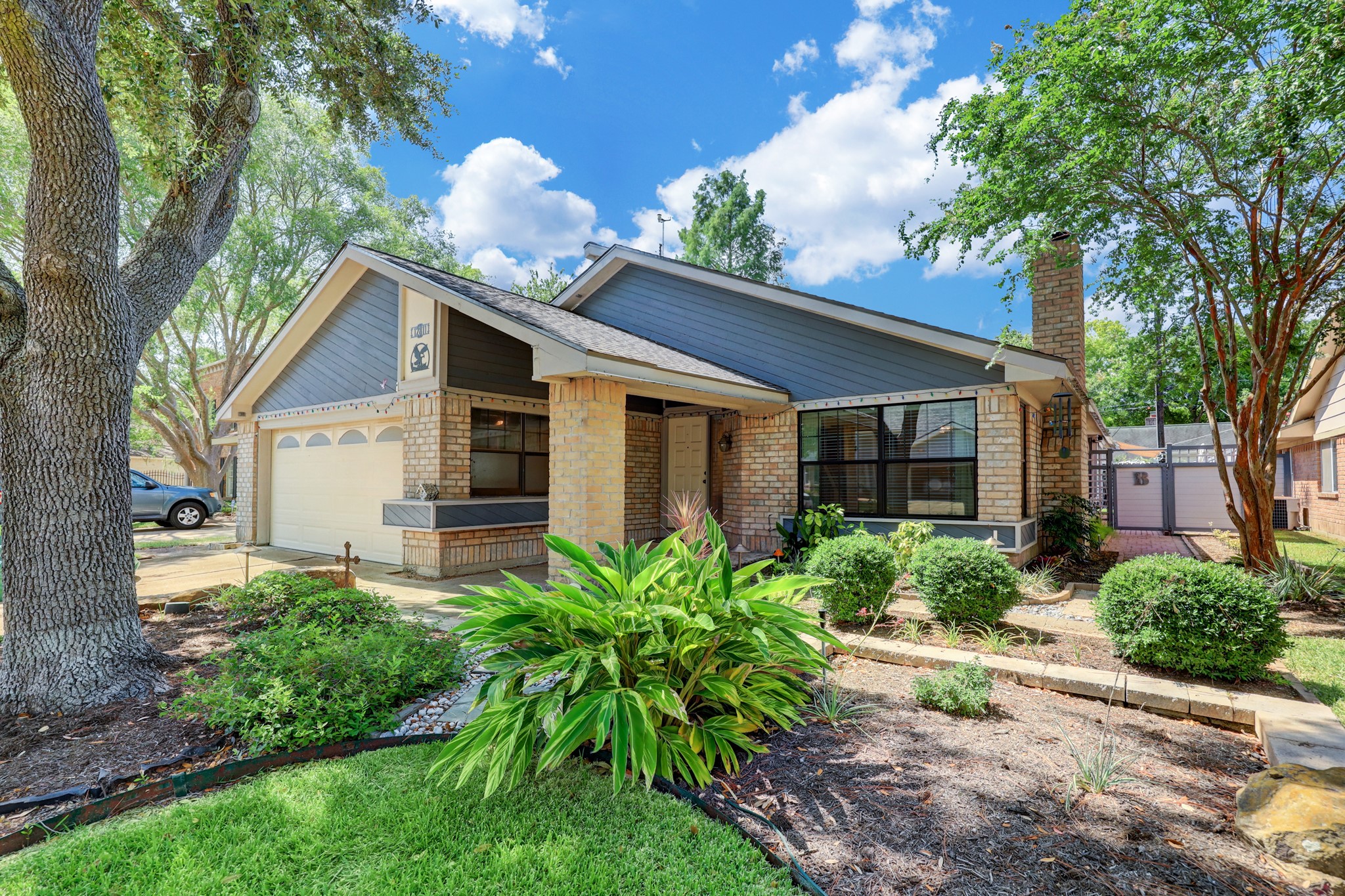 12811 Ashford Hills Drive , Houston, TX, 77077 | 85756545 | Realty Texas LLC