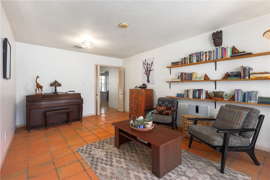 3301 Loyola Lane , Austin, TX, 78723 | 2314270 | Realty Texas LLC