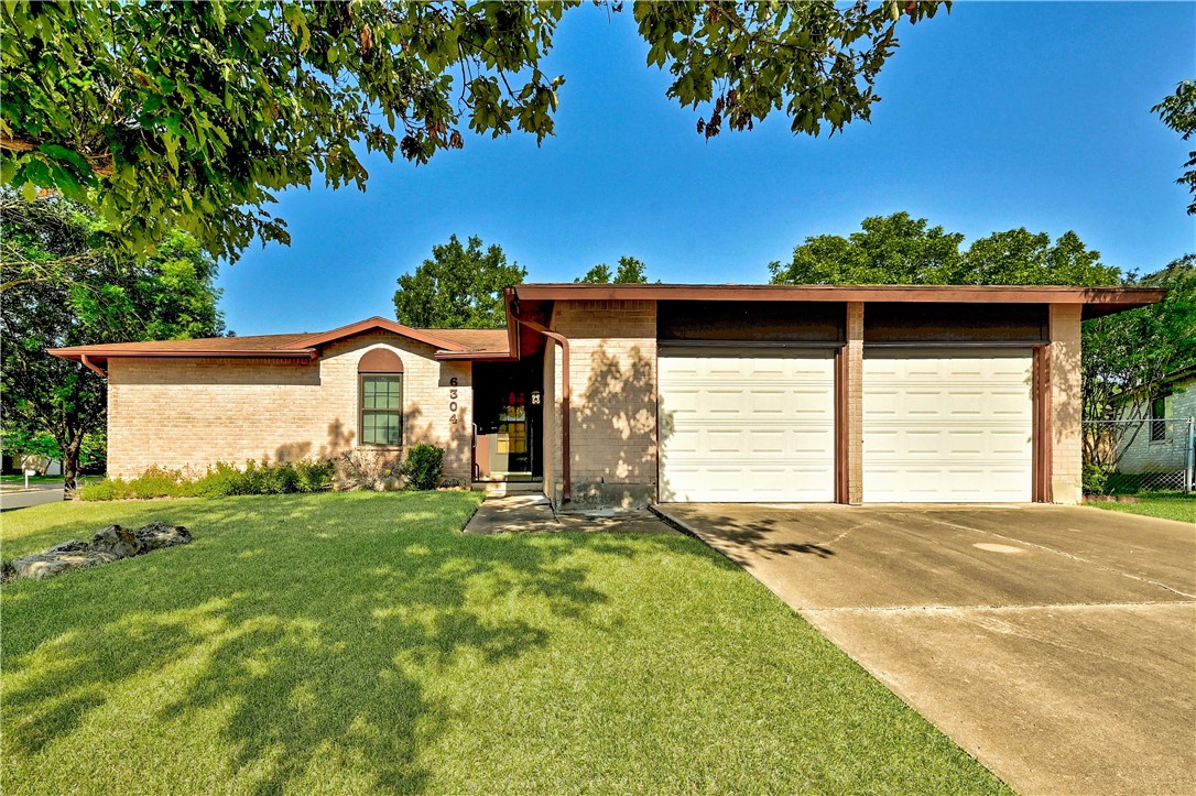 6304 Bexton Circle , Austin, TX, 78745 | 1390343 | Realty Texas LLC