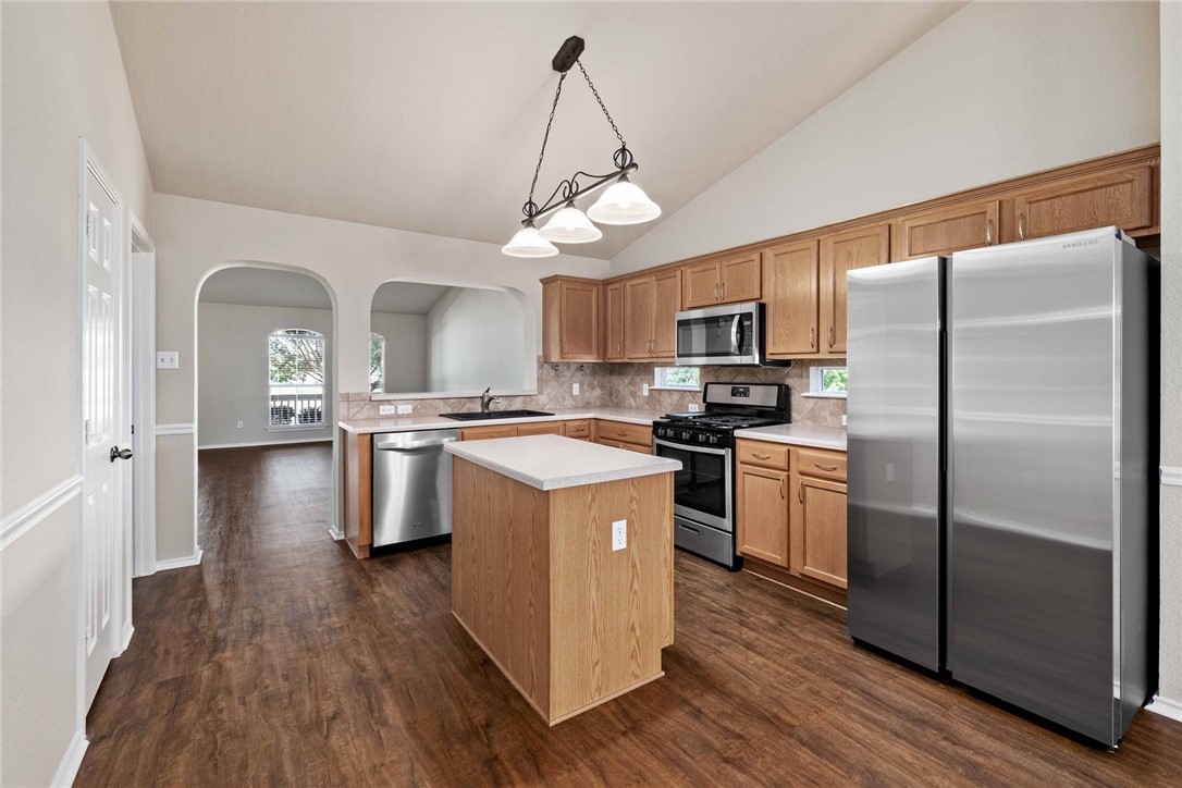 1777 Thompson Trail , Round Rock, TX, 78664 | 1004772 | Realty Texas LLC