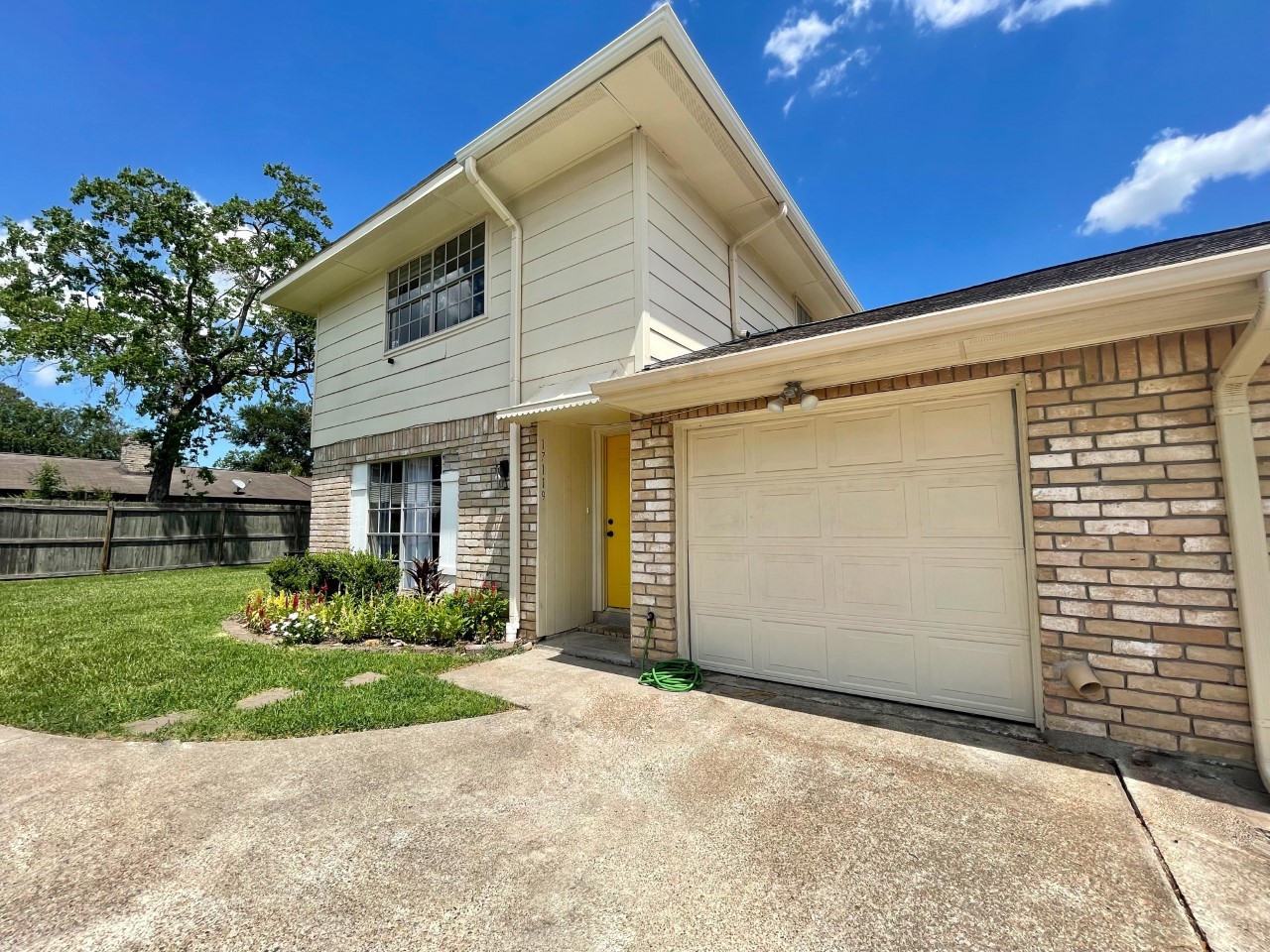 17119 Blackhawk Boulevard Boulevard, Friendswood, TX, 77546 | 67105719 | Realty Texas LLC