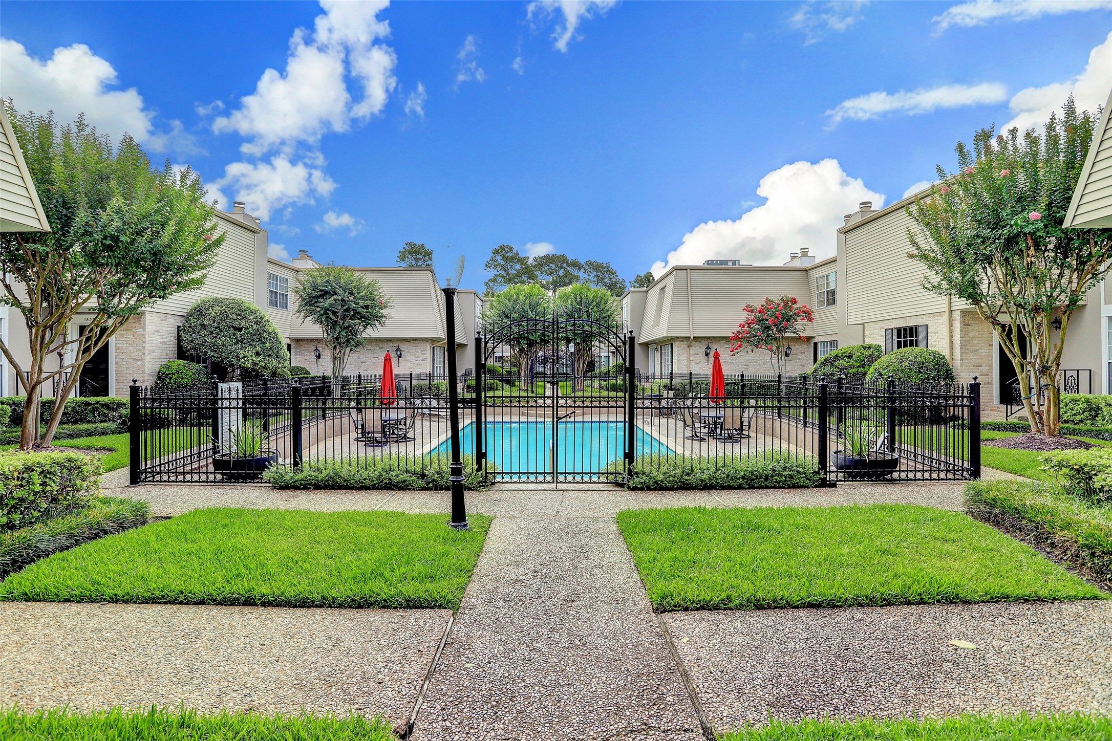 1829 Post Oak Park Drive 1829 , Houston, TX, 77027 | 39441318 | Realty Texas LLC