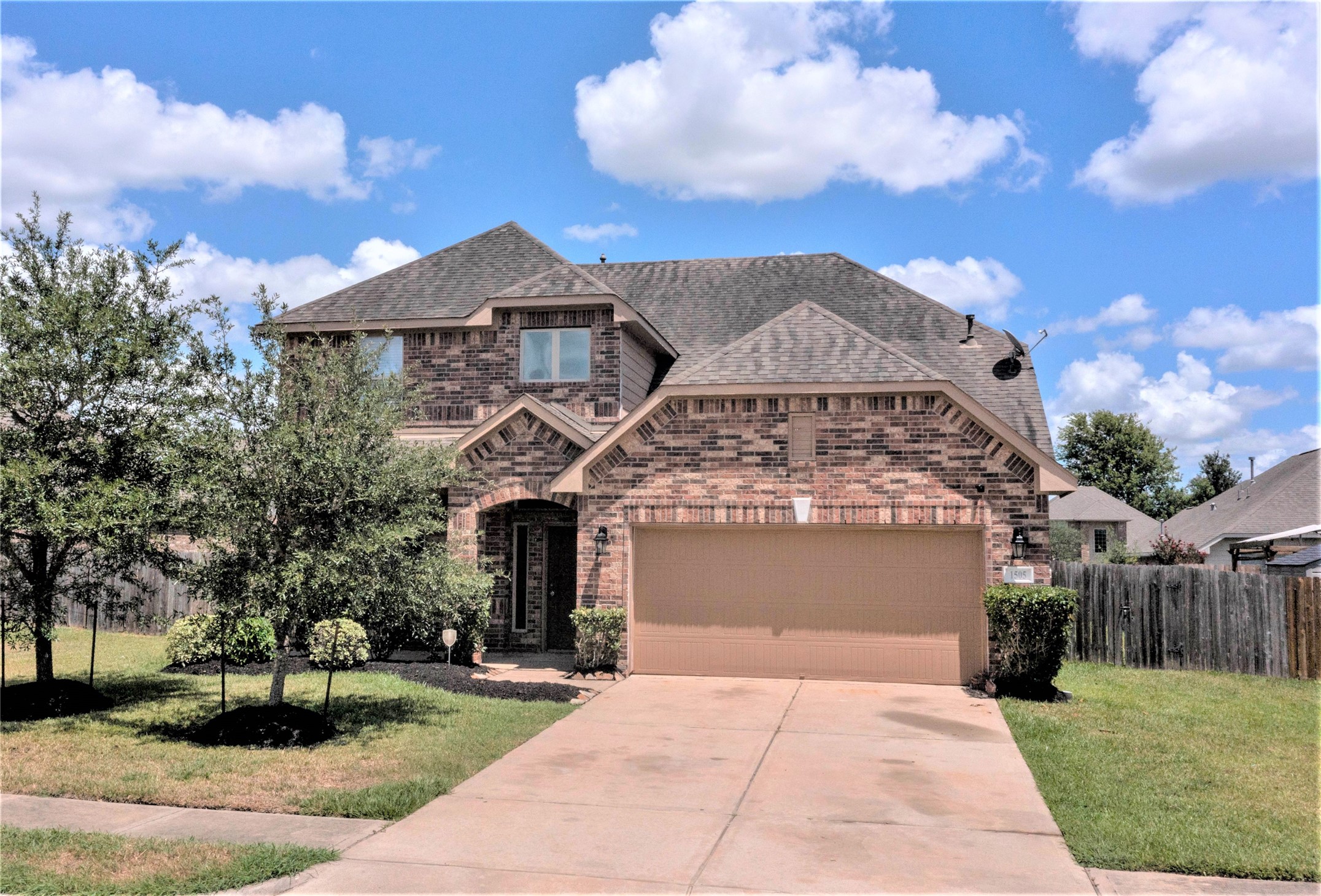 1505 Brook Hollow Drive , Pearland, TX, 77581 | 21645453 | Realty Texas LLC