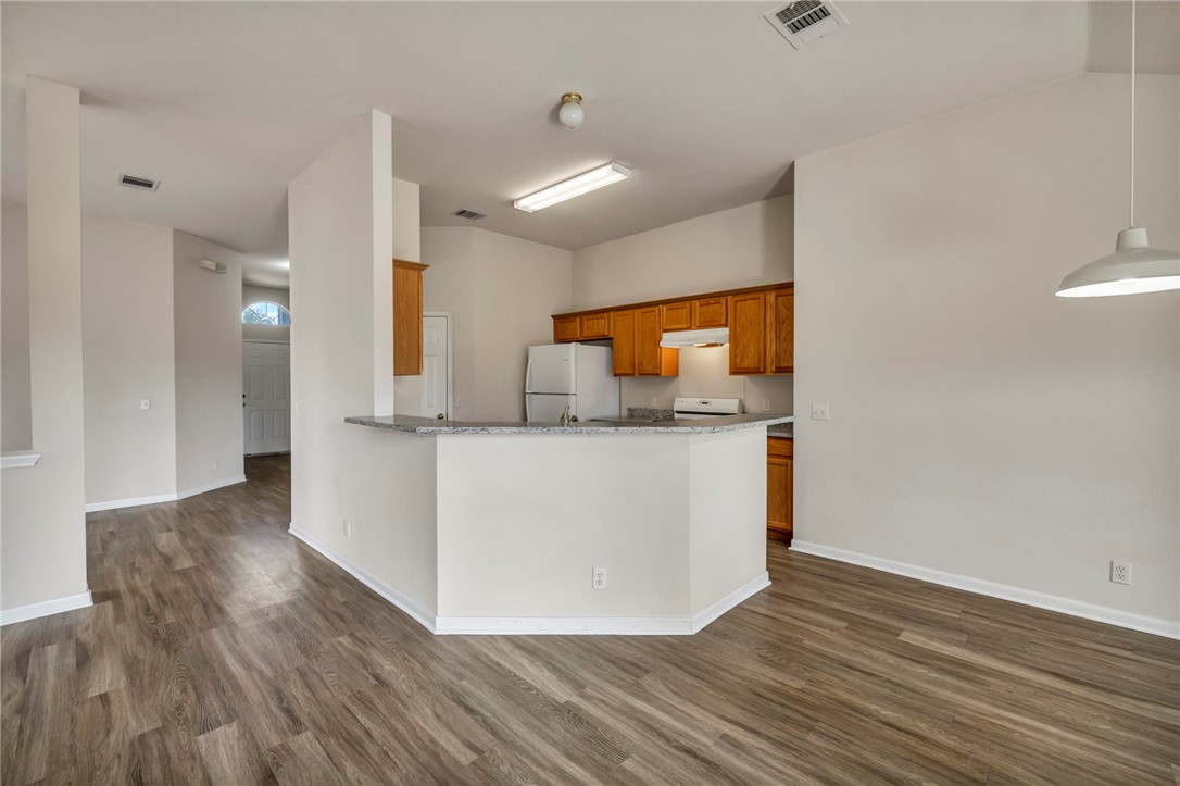 216 Meadowside Drive
