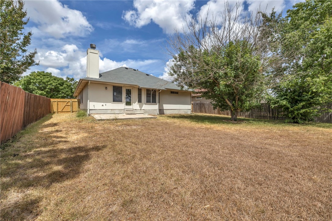 216 Meadowside Drive