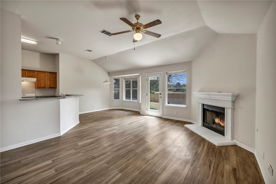 216 Meadowside Drive