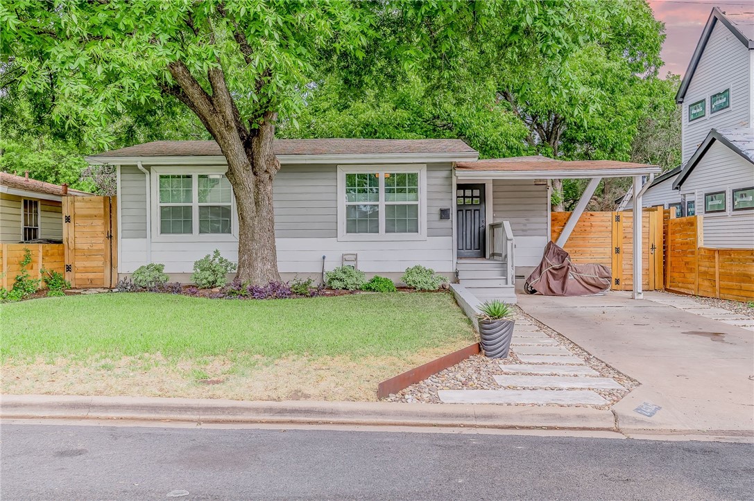 Sold: 2404 Oak Crest Avenue Blog Image Banner