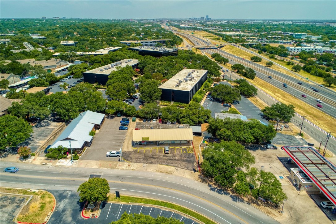 3424 Greystone Drive , Austin, TX, 78731 | 5602650 | Realty Texas LLC