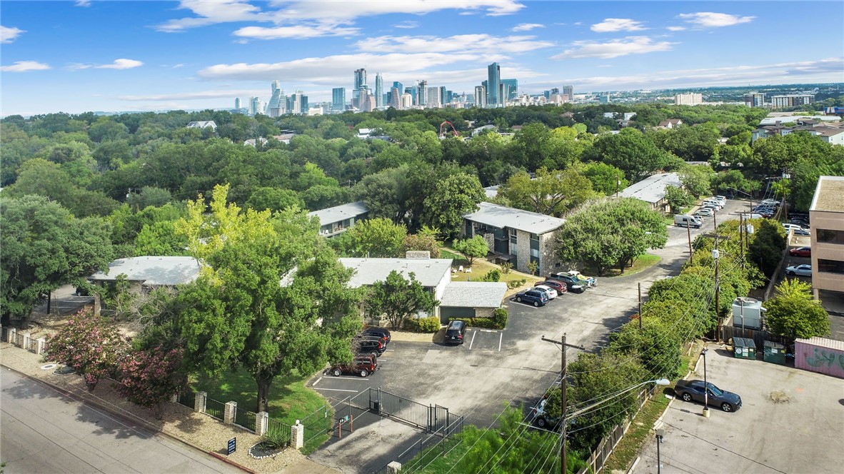 1304 Mariposa Drive 203 , Austin, TX, 78704 | 5698751 | Realty Texas LLC