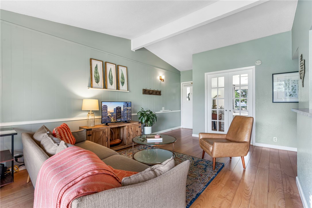 1304 Mariposa Drive 203 , Austin, TX, 78704 | 5698751 | Realty Texas LLC