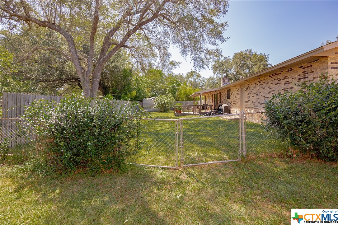 839 Westwood Drive , Goliad, TX, 77963 | 487723 | Realty Texas LLC