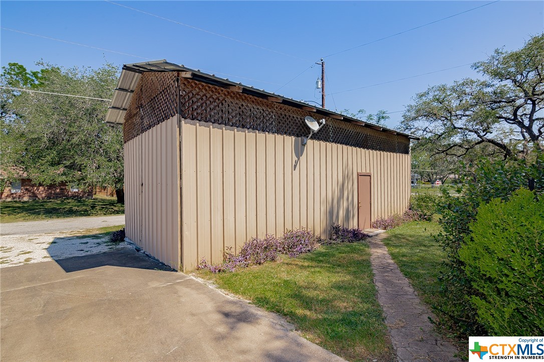839 Westwood Drive , Goliad, TX, 77963 | 487723 | Realty Texas LLC