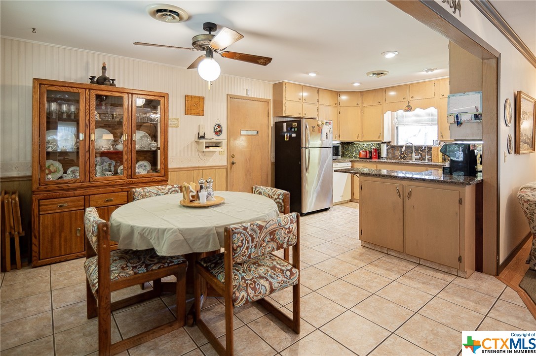 839 Westwood Drive , Goliad, TX, 77963 | 487723 | Realty Texas LLC