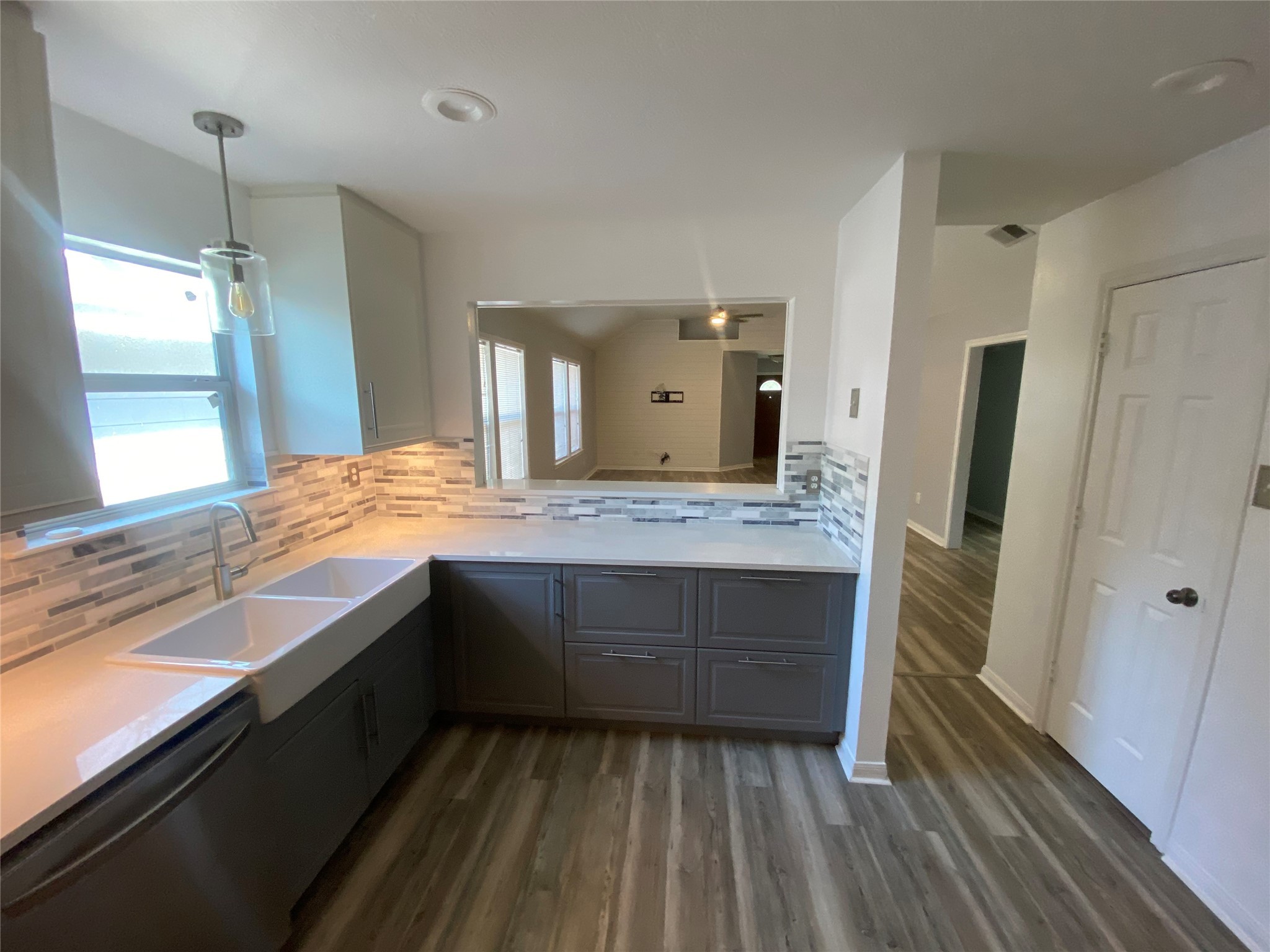 1917 Chapman Street , Houston, TX, 77009 | 5905490 | Realty Texas LLC