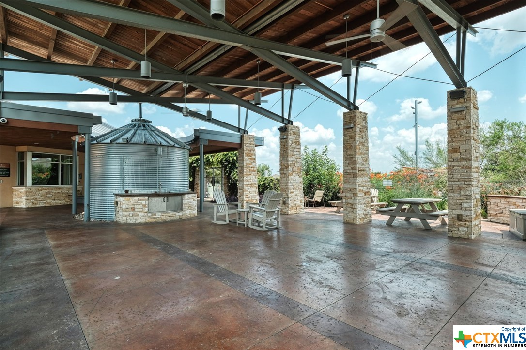 308 Whirlabout Way