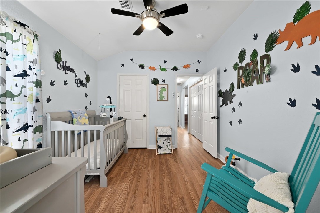 905 Melted Candle Cove , Pflugerville, TX, 78660 | 1242947 | Realty Texas LLC