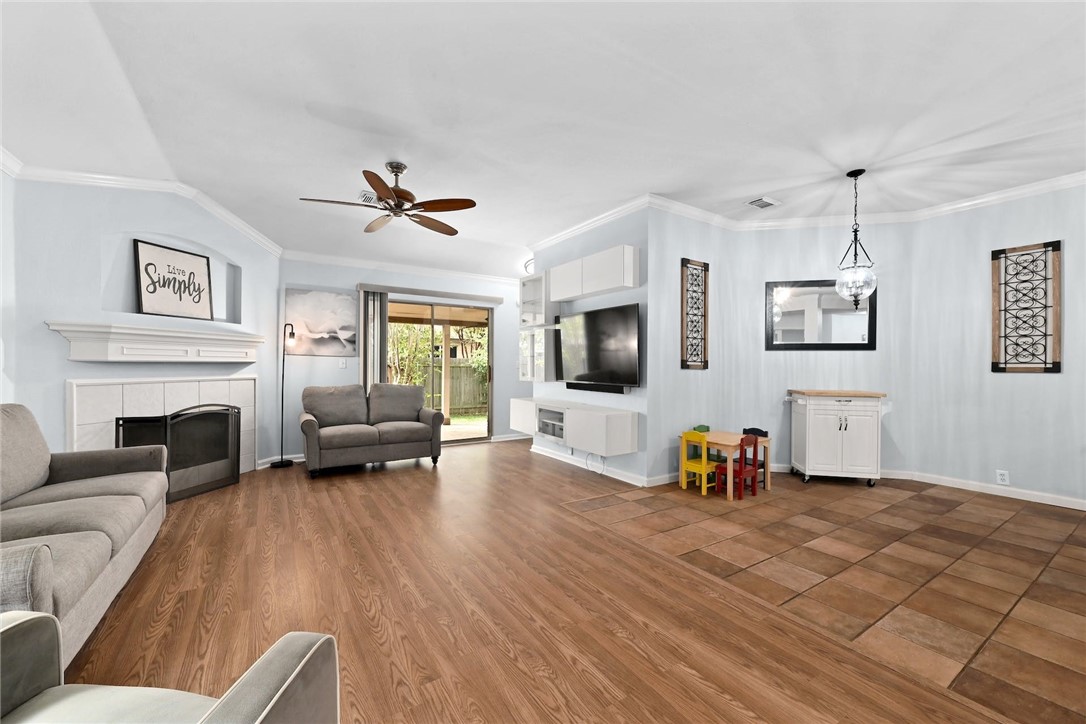905 Melted Candle Cove , Pflugerville, TX, 78660 | 1242947 | Realty Texas LLC