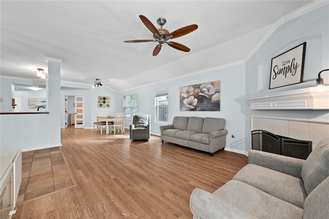 905 Melted Candle Cove , Pflugerville, TX, 78660 | 1242947 | Realty Texas LLC