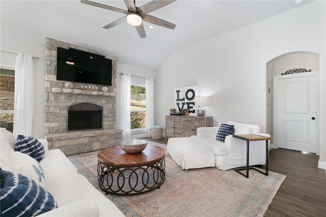615 spacious sky Street , San Antonio, TX, 78260 | 8041955 | Realty Texas LLC
