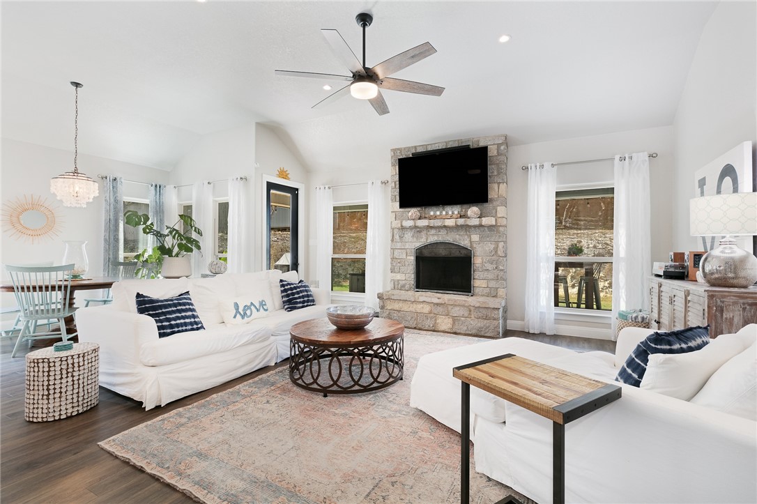 615 spacious sky Street , San Antonio, TX, 78260 | 8041955 | Realty Texas LLC