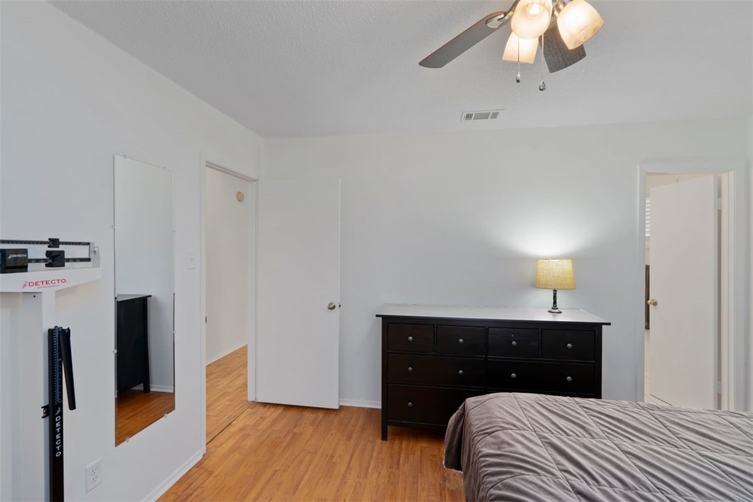 506 Meadowcreek Circle