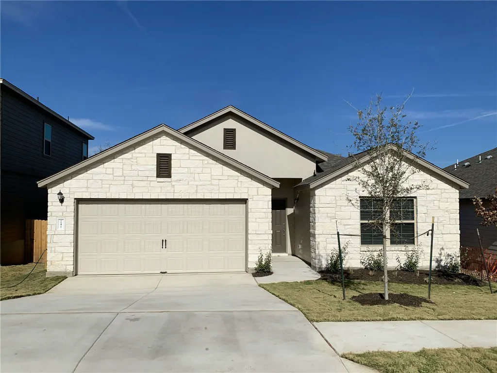 241 Falling Star LN