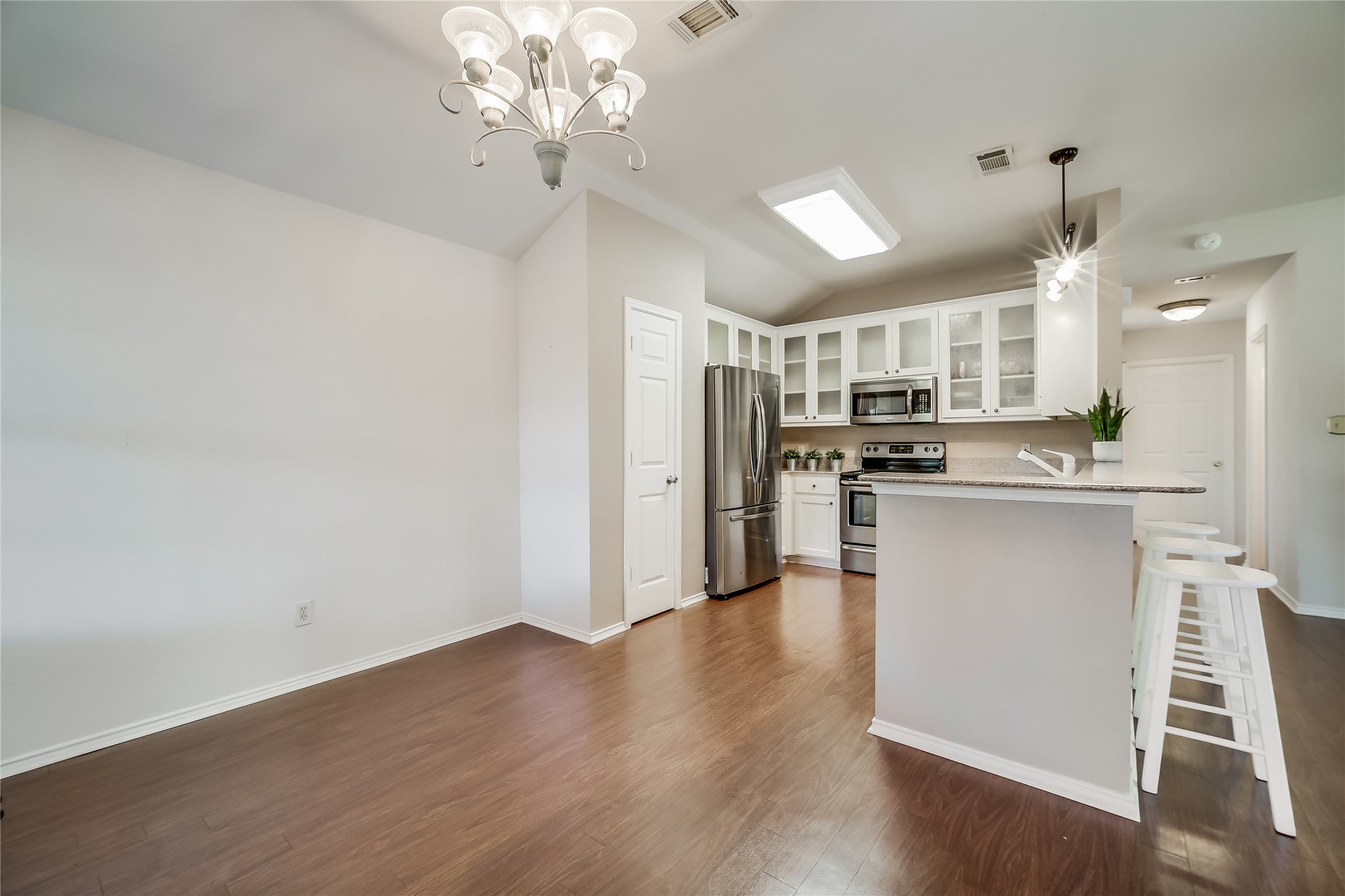 603 Whispering Hollow Circle , Point Venture, TX, 78645 | 95055650 | Realty Texas LLC