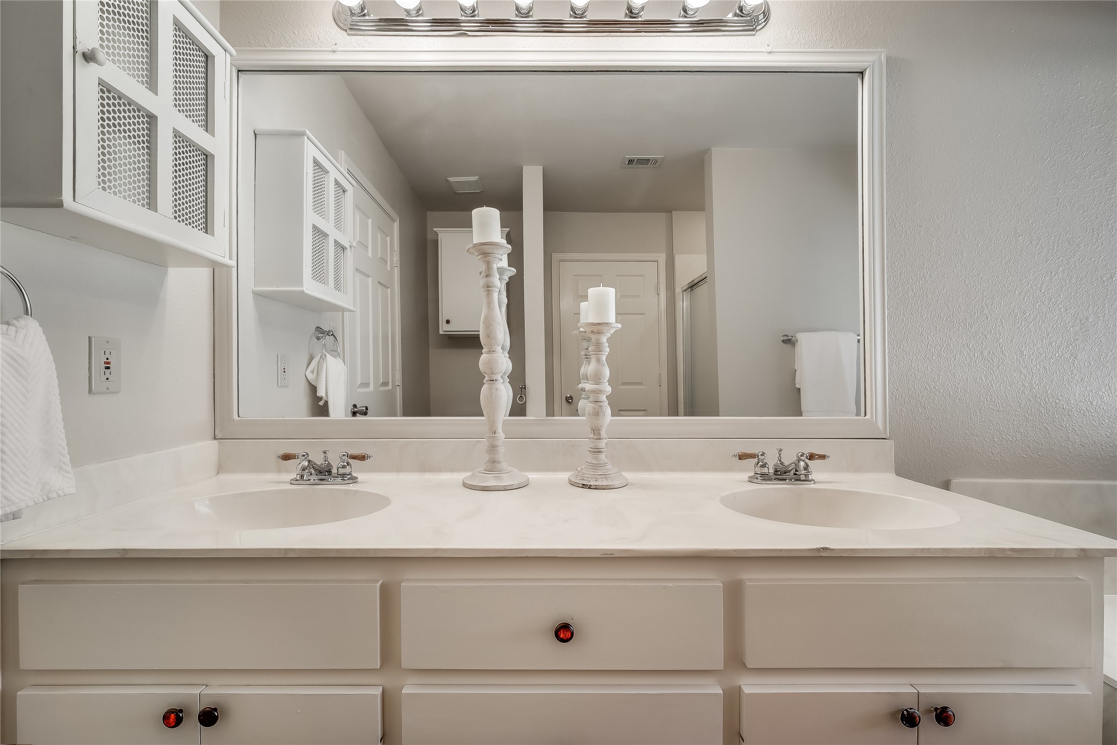 603 Whispering Hollow Circle , Point Venture, TX, 78645 | 95055650 | Realty Texas LLC