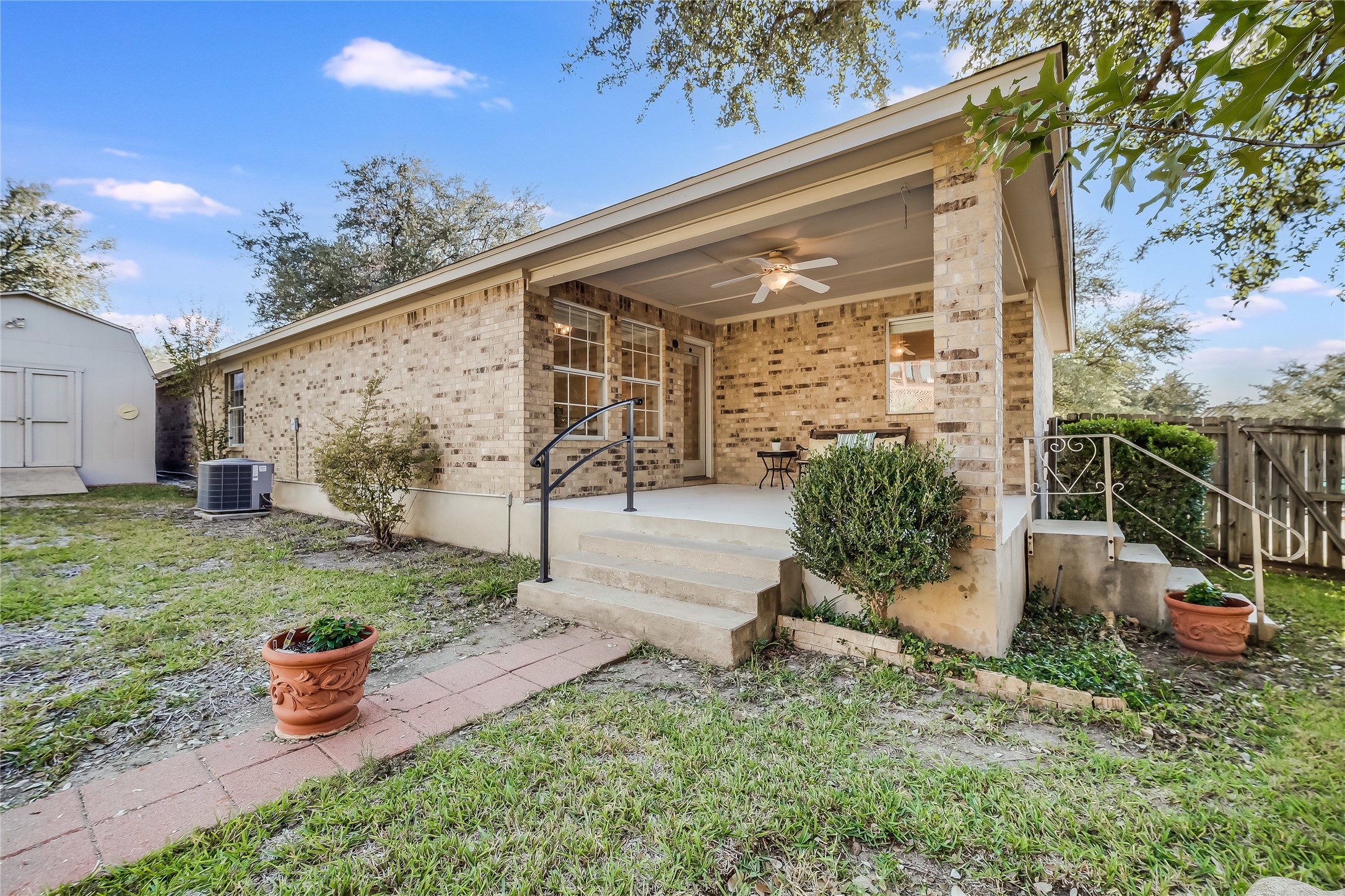 603 Whispering Hollow Circle , Point Venture, TX, 78645 | 95055650 | Realty Texas LLC
