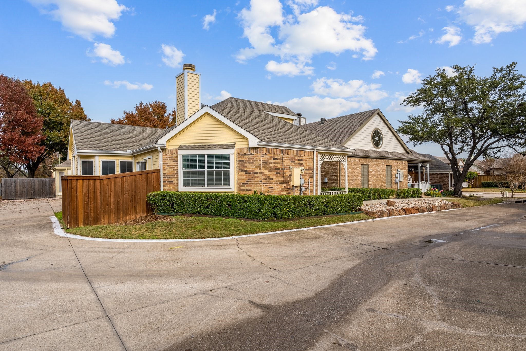 18171 Whispering Gables Lane, Dallas, TX, 75287 | 20220290 | Realty Texas LLC