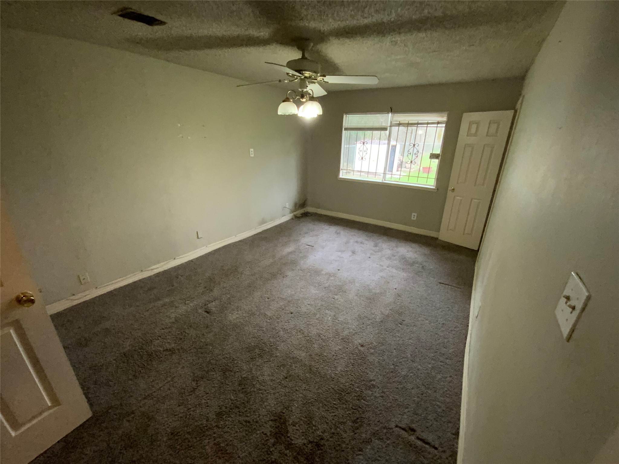 5032 Briscoe Street , Houston, TX, 77033 | 23735580 | Realty Texas LLC