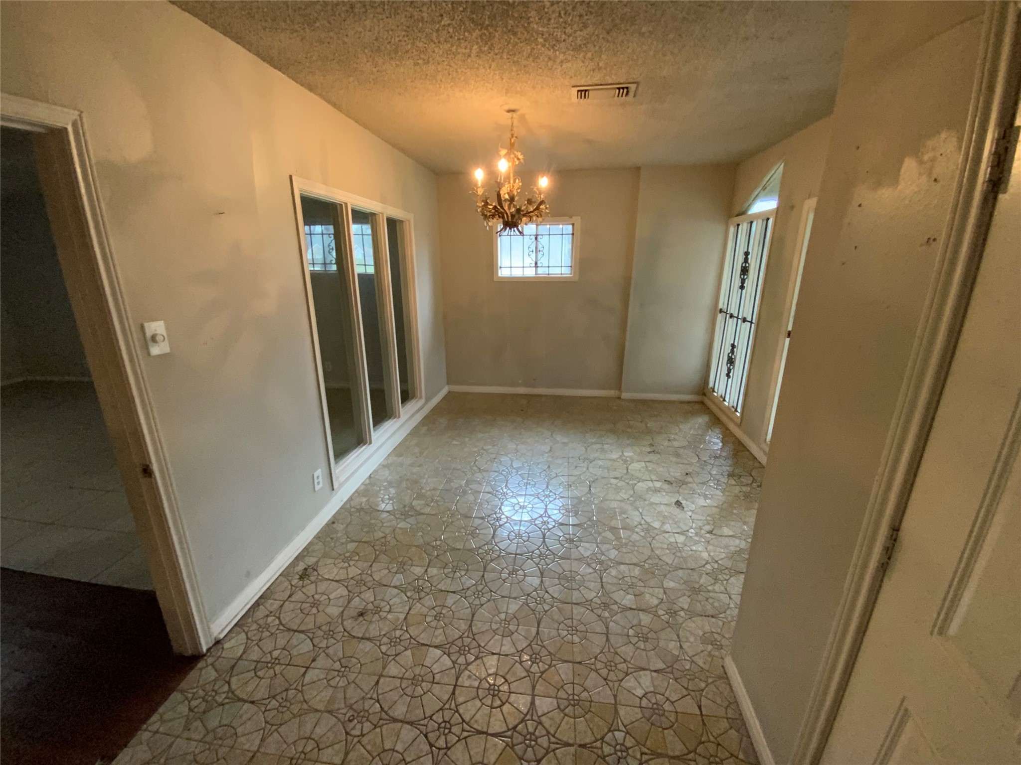 5032 Briscoe Street , Houston, TX, 77033 | 23735580 | Realty Texas LLC