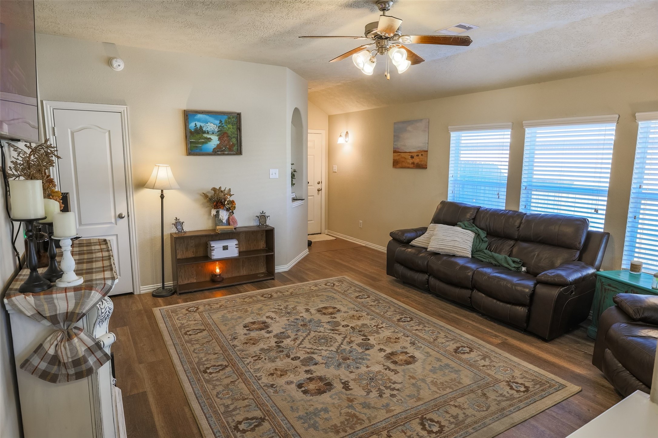 7027 Twin Creek Drive , Hitchcock, TX, 77563 | 62755847 | Realty Texas LLC