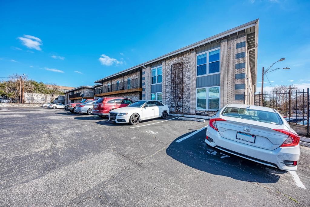 2401 Manor Road 137 , Austin, TX, 78722 | 2414762 | Realty Texas LLC