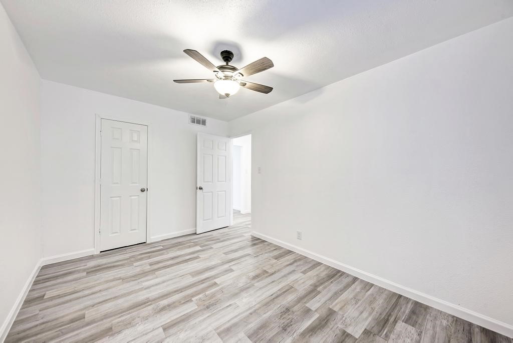2401 Manor Road 137 , Austin, TX, 78722 | 2414762 | Realty Texas LLC