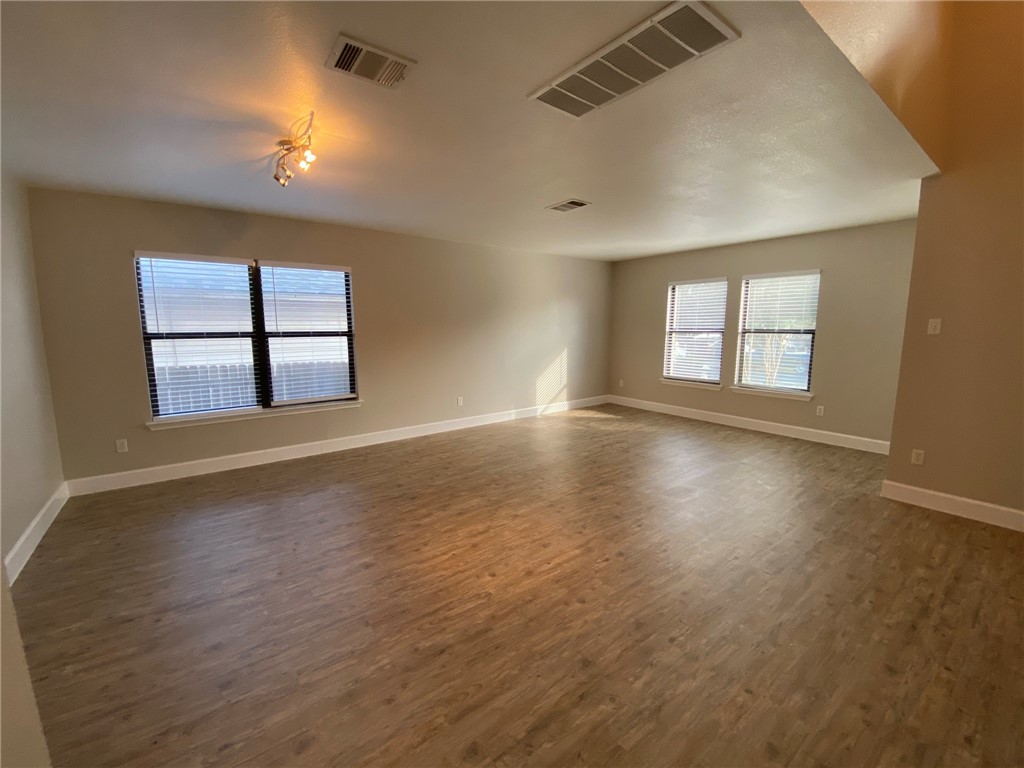 1412 Sheltie Lane