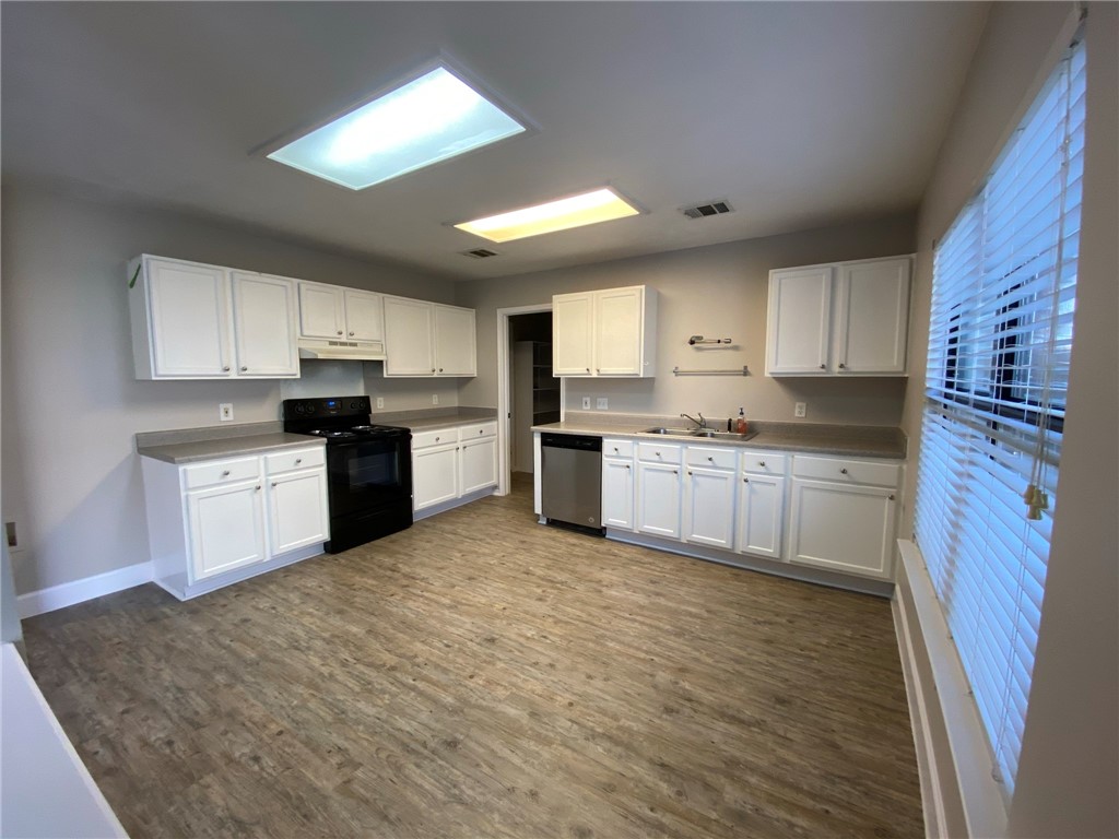 1412 Sheltie Lane