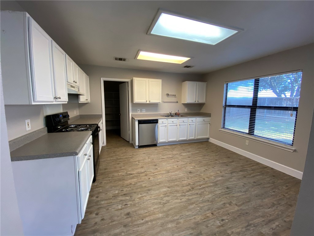 1412 Sheltie Lane