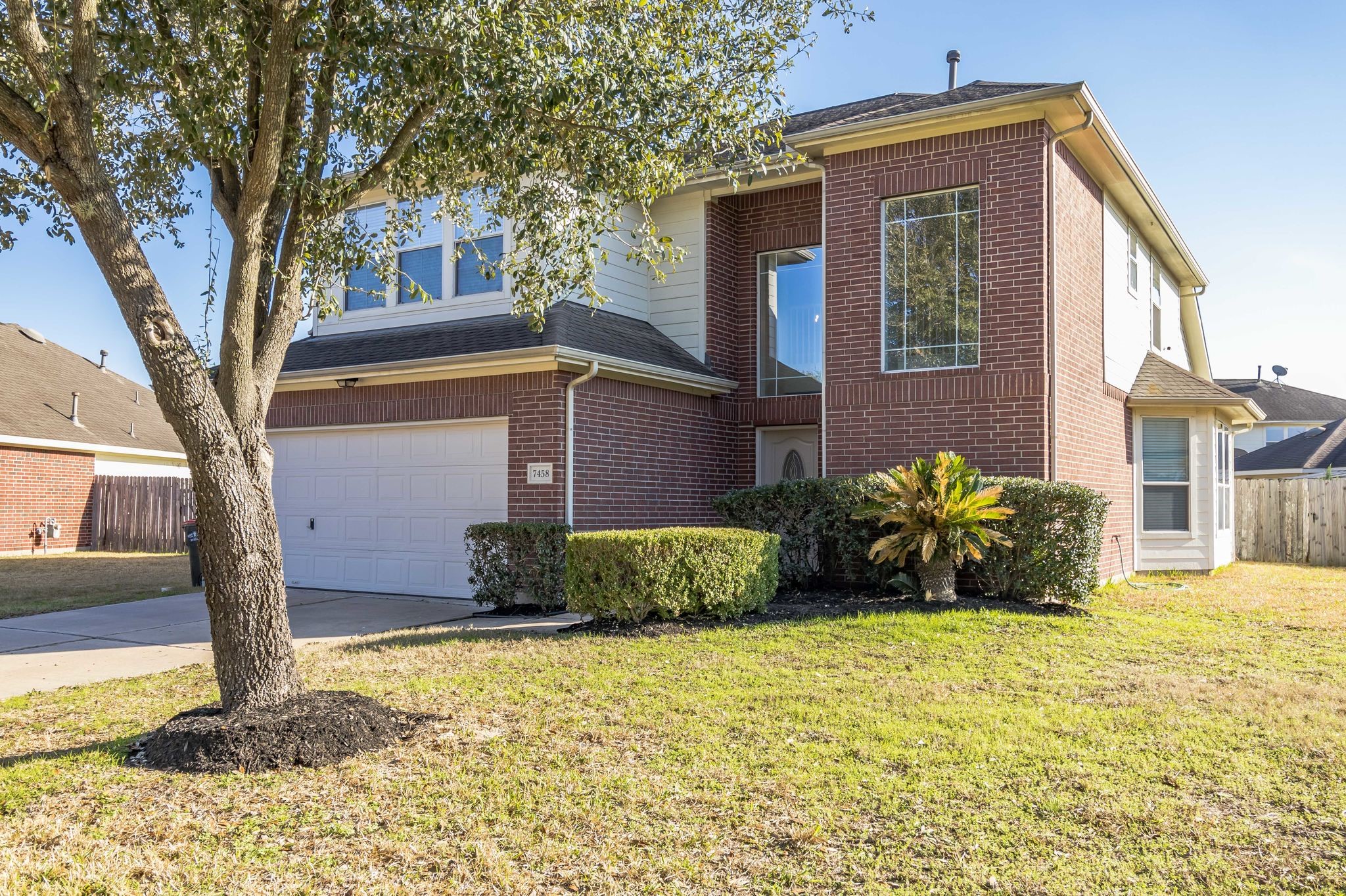 Sold: 7458 Riven Oaks Court Blog Image Banner