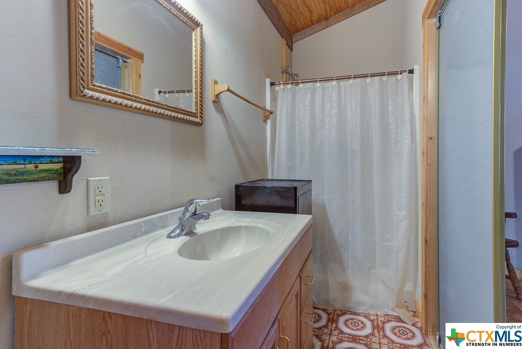 9365 River Road , New Braunfels, TX, 78132 | 494926 | Realty Texas LLC