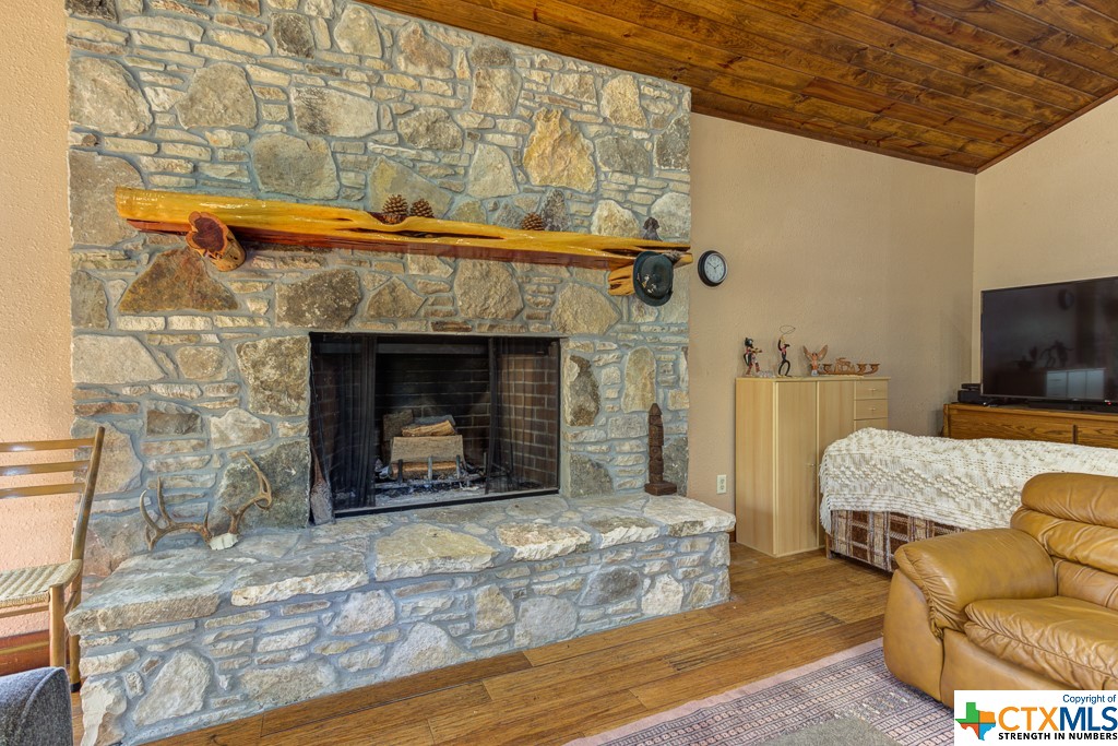 9365 River Road , New Braunfels, TX, 78132 | 494926 | Realty Texas LLC