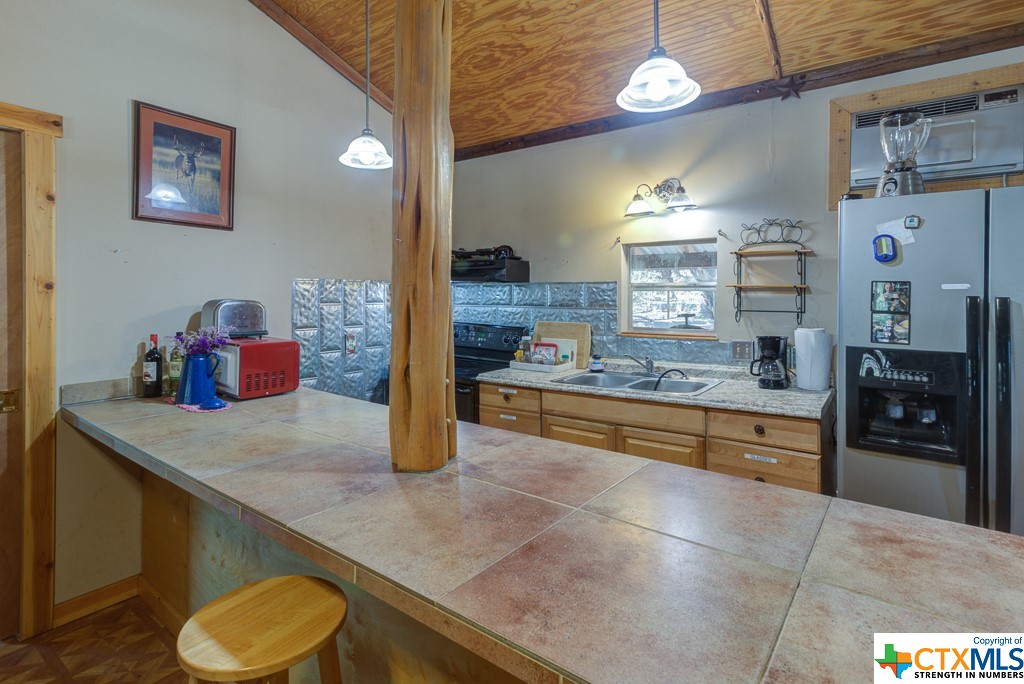 9365 River Road , New Braunfels, TX, 78132 | 494926 | Realty Texas LLC