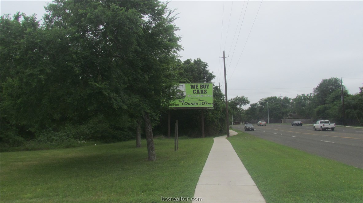 1015 W Villa Maria Road W , Bryan, TX, 77801 | 23000511 | Realty Texas LLC