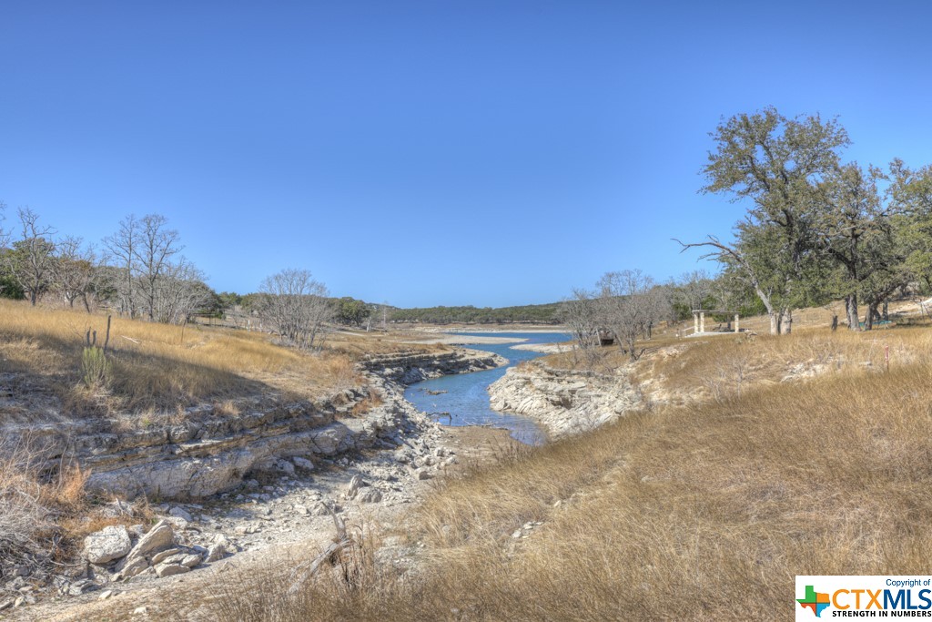 995 Five Oaks Circle , Canyon Lake, TX, 78133 | 495921 | Realty Texas LLC