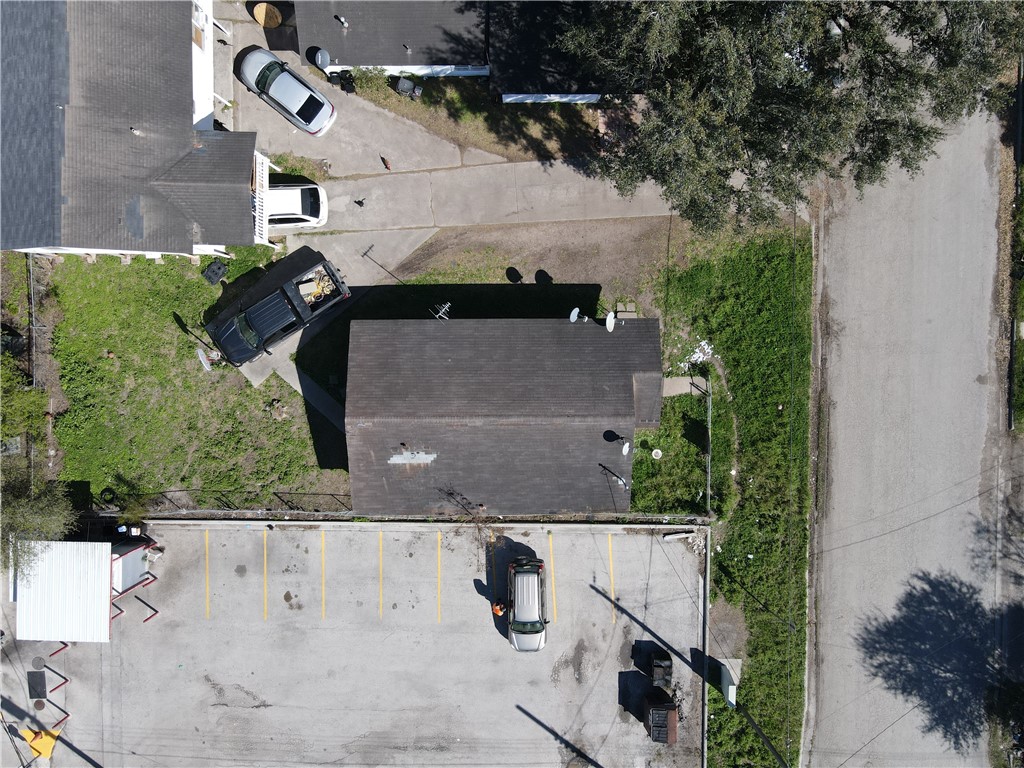405 & 409 Chaparral Street, Alice, TX, 78332 | 411812 | Realty Texas LLC