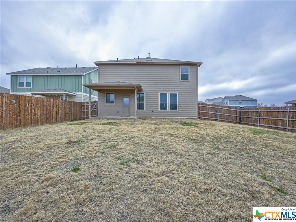 620 English Oak Street 